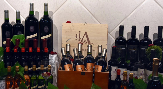 開個(gè)紅酒專賣店要從哪入手 開個(gè)紅酒專賣店要從哪入手